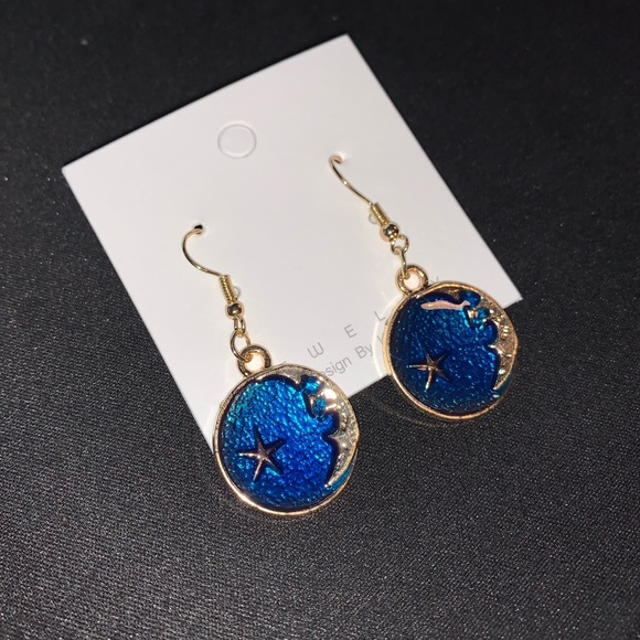 ✨ 2/$20 Celestial Goddess Moon Drop Earrings - Picture 2 of 9